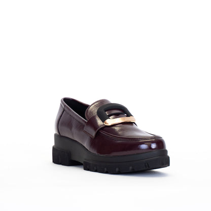 MOCASSINO CON ACCESSORIO SQUADRATO